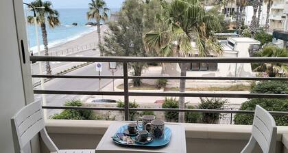 Appartement de vacances 'Solkira' prĂšs de la plage avec vue sur la mer, balcon et Wi-Fi