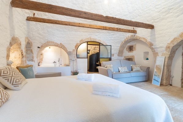 2 多间卧室、免费 WiFi、床单