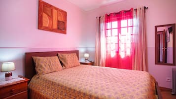 2 sovrum, strykjÀrn/strykbrÀda, gratis wi-fi och sÀngklÀder