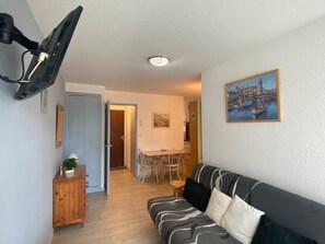 TV - 2-room apartment in Argelès-sur-Mer (Argelès-sur-Mer)