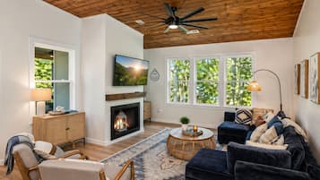 Smart TV, fireplace, offices