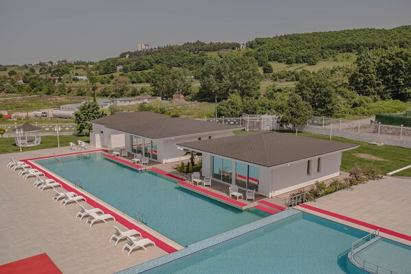 Habitación con 1 cama matrimonial o 2 individuales | Caja de seguridad en la habitación y wifi gratis