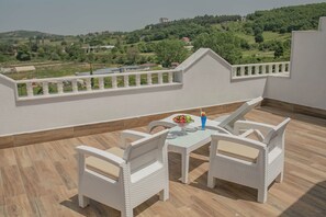 Habitación con 1 cama matrimonial o 2 individuales | Caja de seguridad en la habitación y wifi gratis