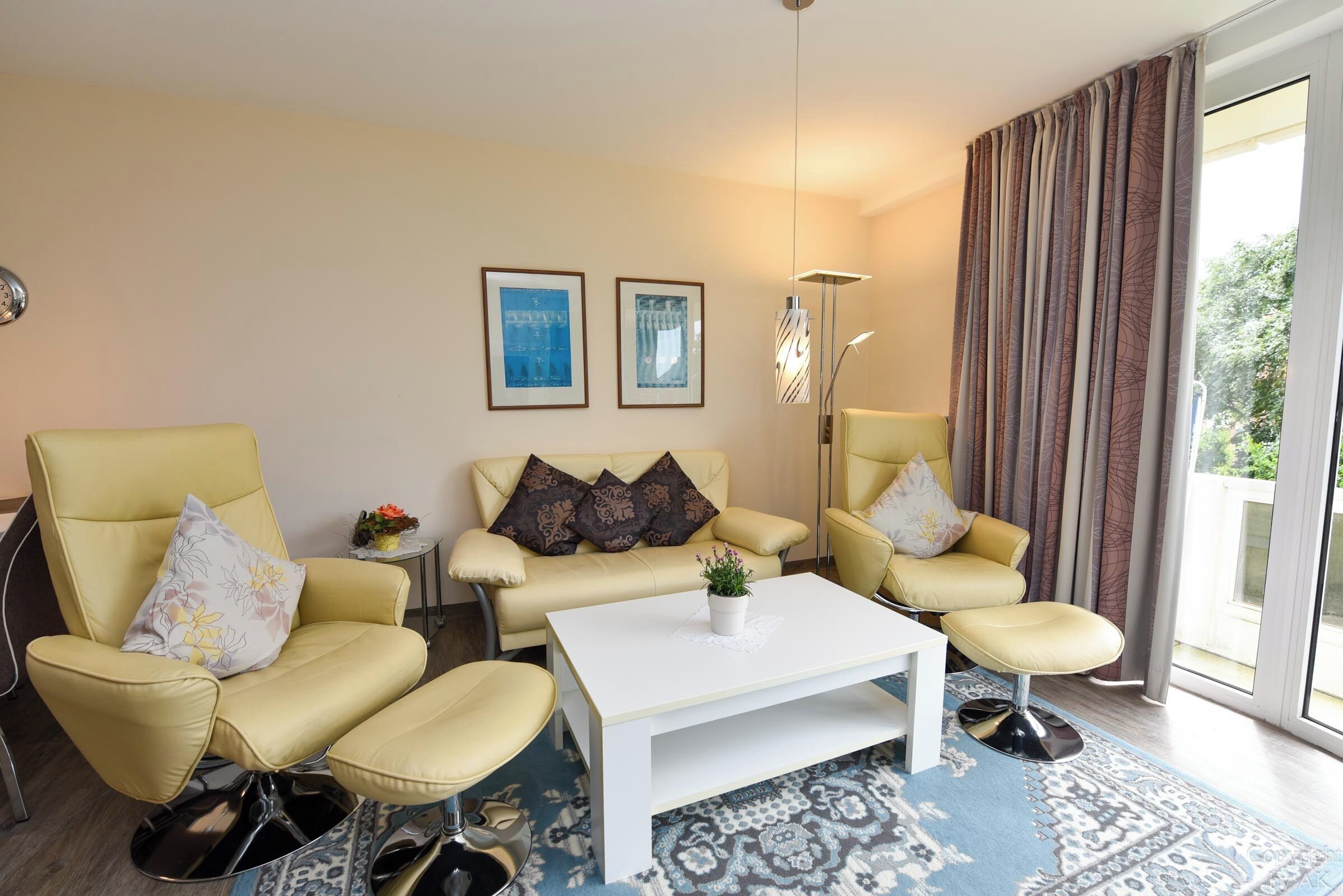 Komfort-ferienwohnung Mit Süd-balkon Im Haus Trafalger In Cuxhaven Döse - Cuxhaven