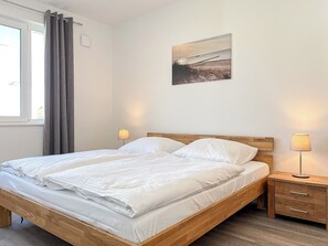 3 chambres, fer et planche à repasser, Wi-Fi gratuit