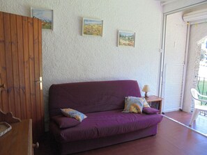 TV - Apartment 6 ppl, near sea, garden, no pets allowed (Argelès-sur-Mer)