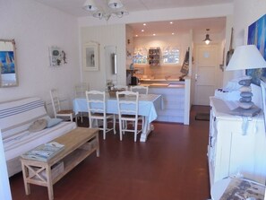 Interior - Beautiful 3-room apartment, terrace, near beach, 6 pers. (Argelès-sur-Mer)