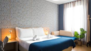 Deluxe Double Room | In-room safe, desk, free cribs/infant beds, free WiFi