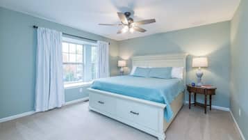 4 chambres, fer et planche à repasser, Wi-Fi gratuit, draps fournis