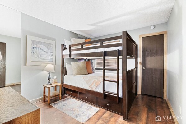 3 chambres, bureau, fer et planche à repasser, Wi-Fi