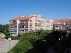 Esterni