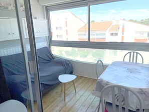 Interior - Studio cabin for 4, parking included (Argelès-sur-Mer)