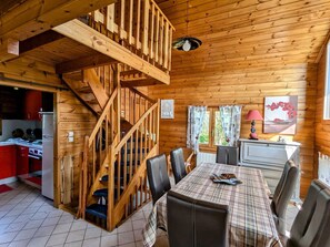 Dining - Cozy chalet with private pool in Val-d'Ajol, 3 bedrooms (Le Val-d'Ajol)