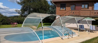 Chalet cosy avec piscine privée au Val-d'Ajol, 3 chambres