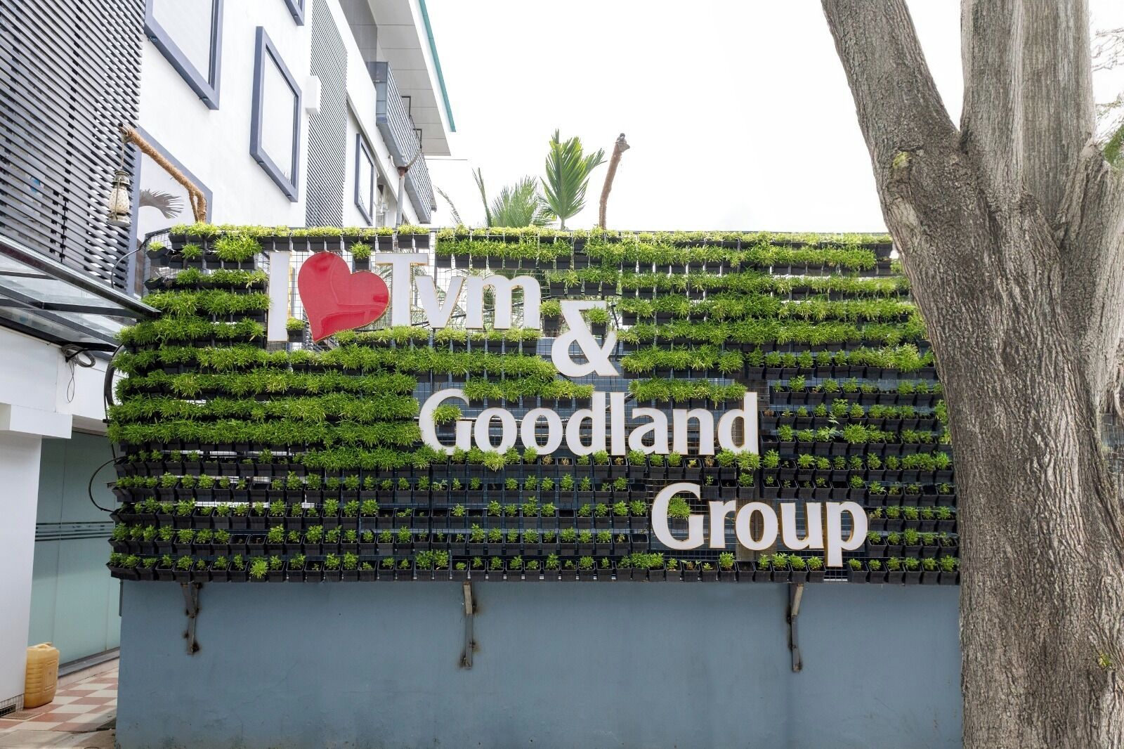 ด้านหน้าที่พัก