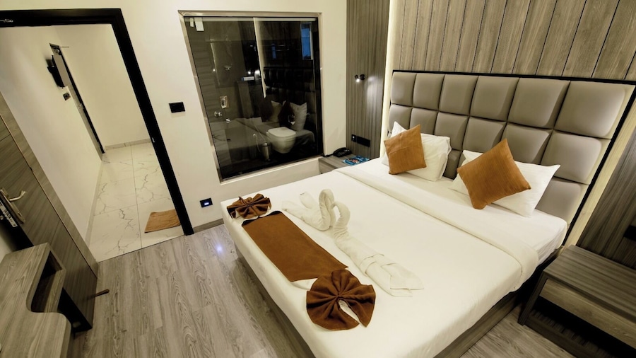 Goodland Elegance