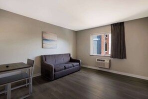 Suite, 1 King Bed with Sofa bed, Non Smoking | Free WiFi, bed sheets - Suburban Studios Milwaukee Airport (Milwaukee)