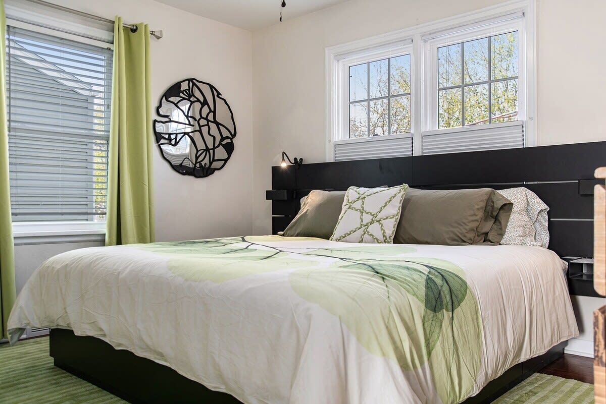 4 soverom, strykejern/-brett, reiseseng for barn og wi-fi