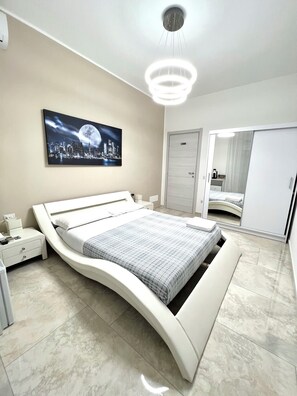 1 habitación, escritorio y wifi gratis 
