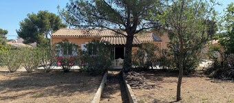 Villa Avec Terrasse et Jardin