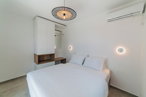 2 Schlafzimmer, Zimmersafe, Schreibtisch, Bügeleisen/Bügelbrett