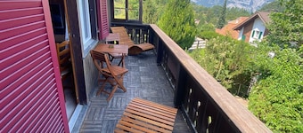Cozy 2BR Apartment with Mountainview* Free Parking