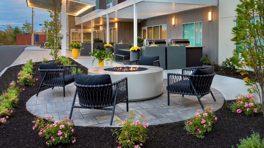 TownePlace Suites by Marriott Portland Airport ME
