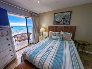 2 bedrooms, iron/ironing board, internet, bed sheets