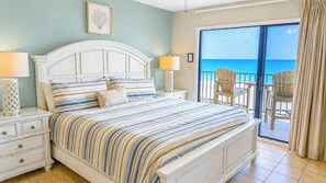 2 bedrooms, internet, bed sheets