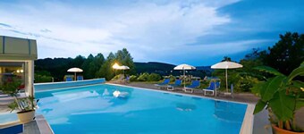 Apartamento vacacional para 4 personas en el hermoso pueblo termal de Bad Waltersdorf