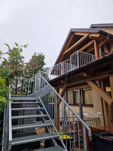 Holiday apartment with WIFI and outside grill