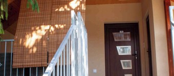 Casa de vacaciones con jardín, piscina y terraza