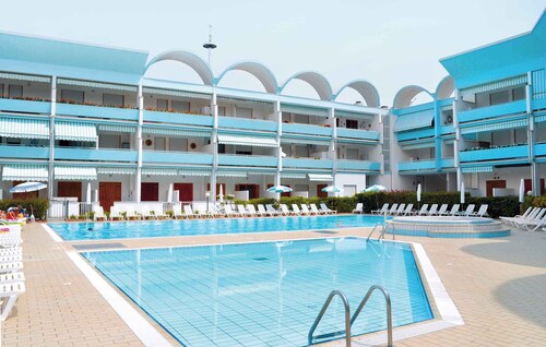 Holiday apartment with balcony and air conditioning