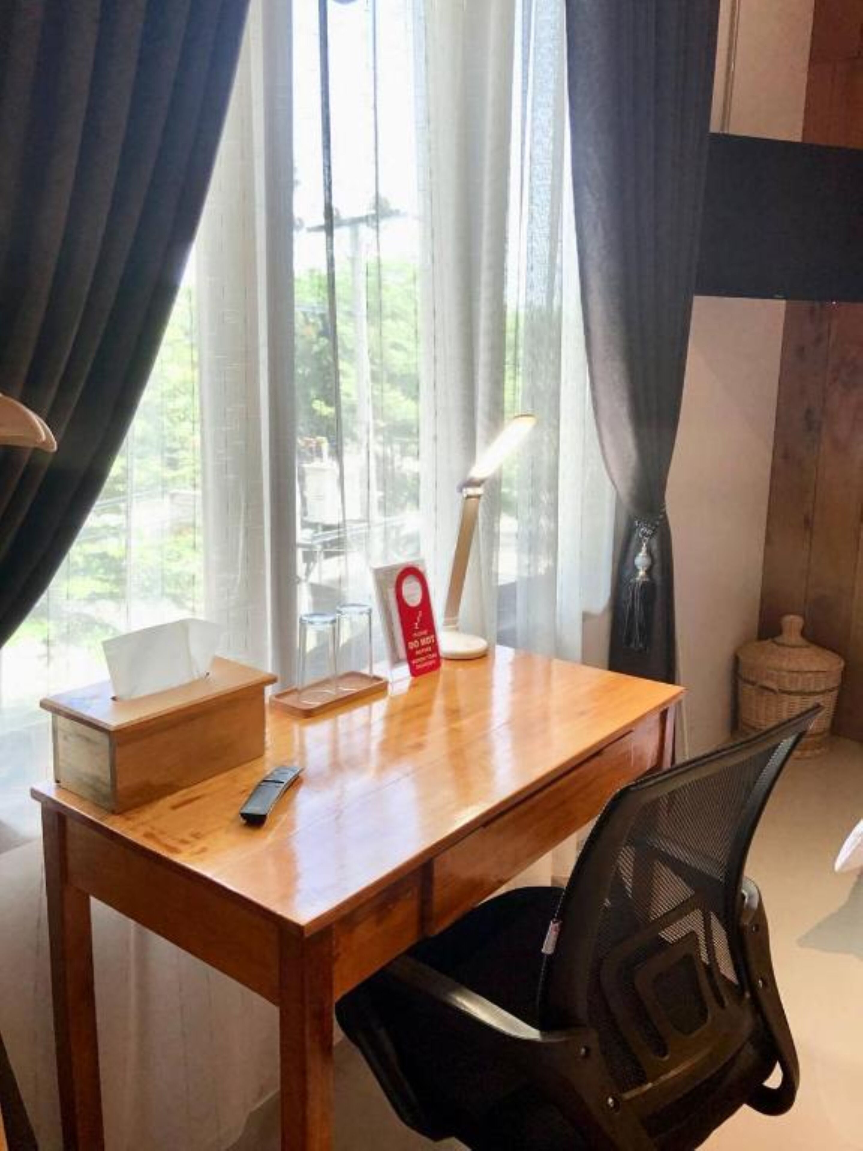 deluxe room, 2 single beds | desk, blackout curtains, soundproofing, iron/ironing board