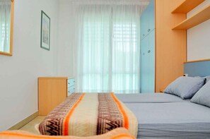 1 bedroom, WiFi - Holiday apartment near to the beach with air conditioning (Bibione)