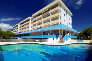 Pool - Holiday apartment mit Klimaanlage und Pool (Bibione)