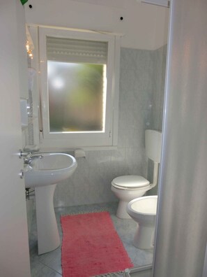 Bathroom - Holiday apartment near the sea (Bibione)