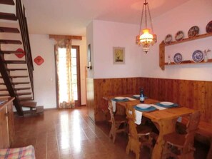 Dining - Holiday apartment with garden and balcony (Bibione)