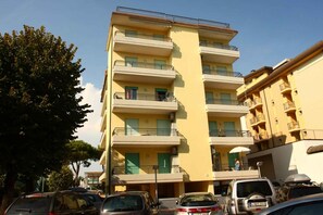 Exterior - Holiday apartment mit Klimaanlage und Balkon (Bibione)