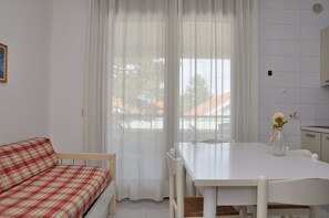 Dining - Holiday apartment with air conditioning (Bibione)
