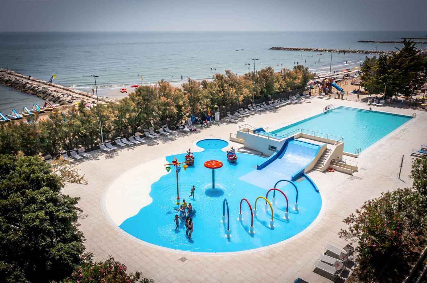 Holiday apartment with air conditioning, internet and terrace