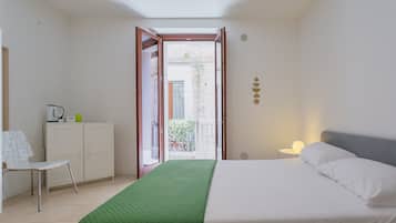 1 bedroom, free WiFi, bed sheets