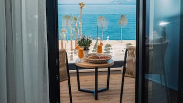 Appartamento Comfort, 1 camera da letto, vista mare, fronte mare | Balcone