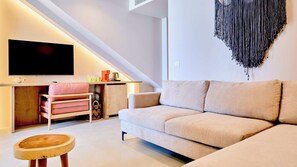 Living area - AZAR LUXURY SUITES (Vlorë)