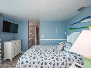 1 dormitorio, tabla de planchar con plancha, wifi gratis y ropa de cama