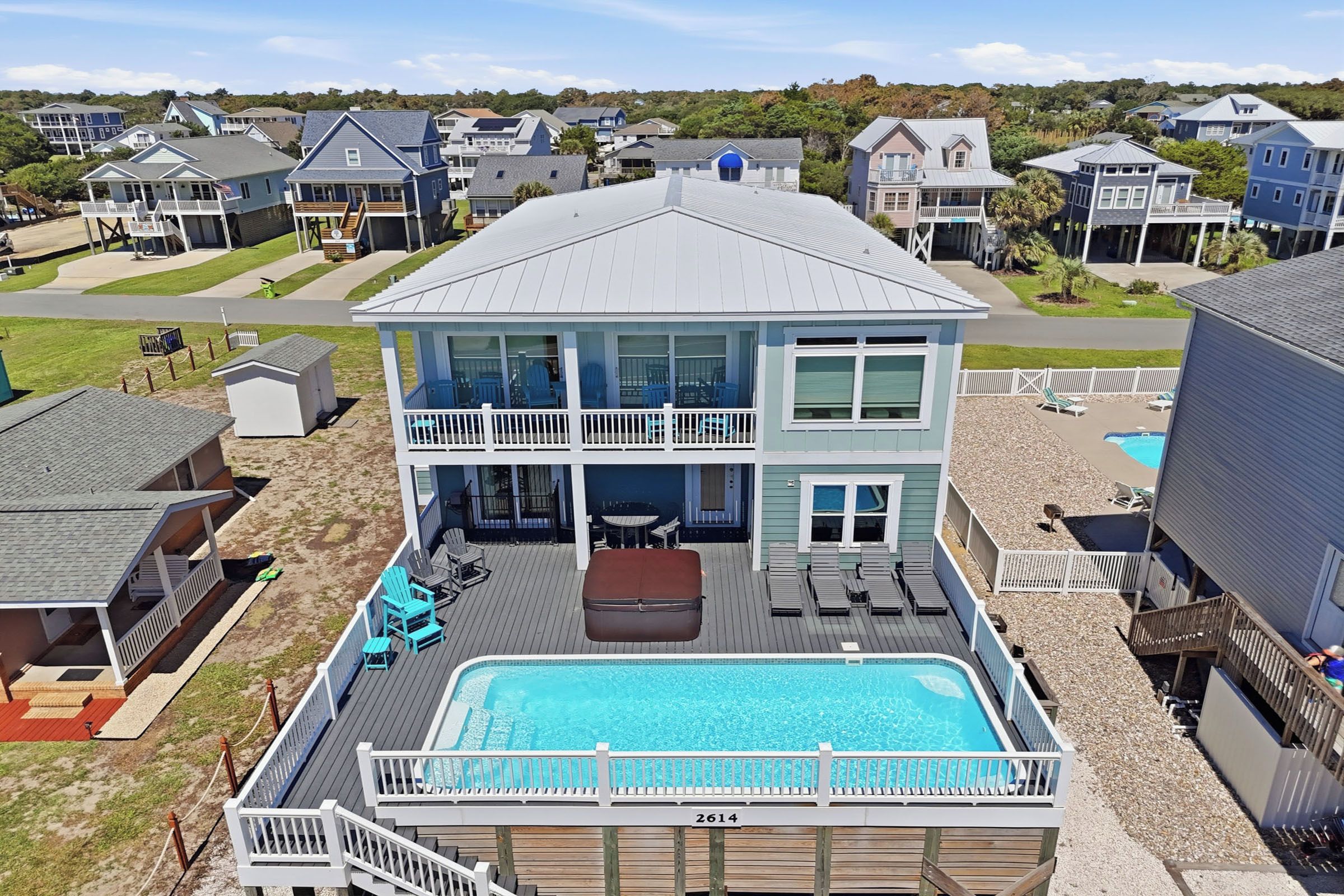 Exterior / Pool Deck - Oceanview
