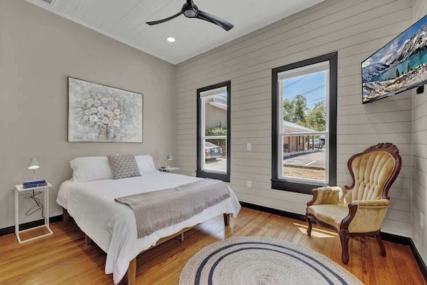 6 habitaciones, tabla de planchar con plancha y wifi gratis
