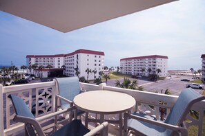 Appartement, 2 slaapkamers | Buiten dineren