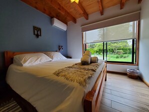 Standard Double Room | Soundproofing, free WiFi - Luckys Hostel (Pucón)