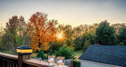 Bourbon & Derby Escape: Hot Tub, Pet Friendly Stay